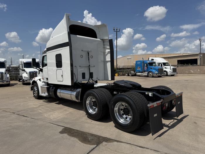 2022 Peterbilt 567 in Jacksonville, FL — photo 4