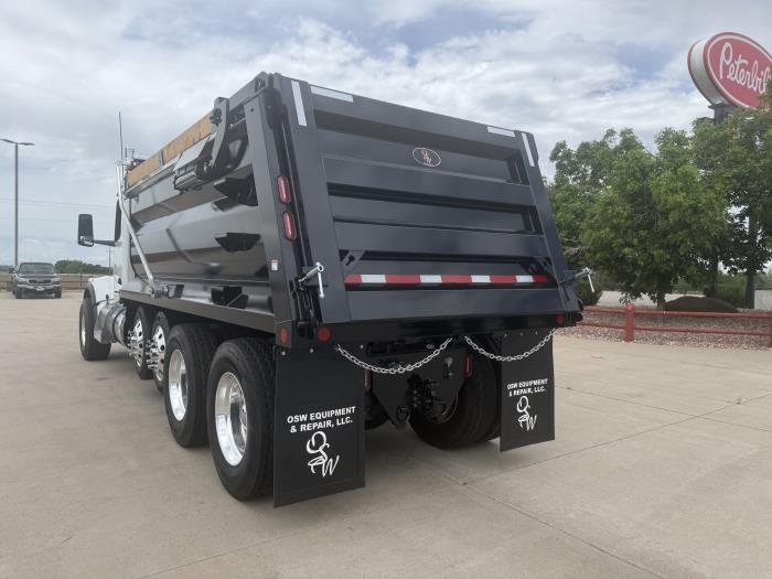 2027 Peterbilt 567-2