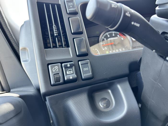 2027 Isuzu NPR-HD-26
