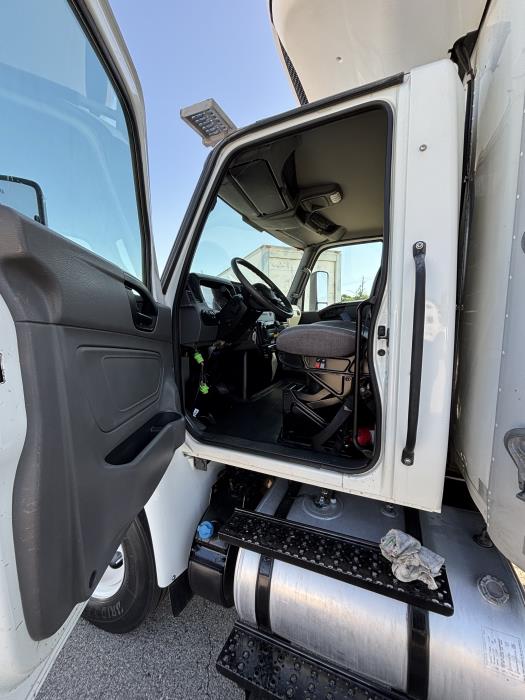 2022 International MV607-4