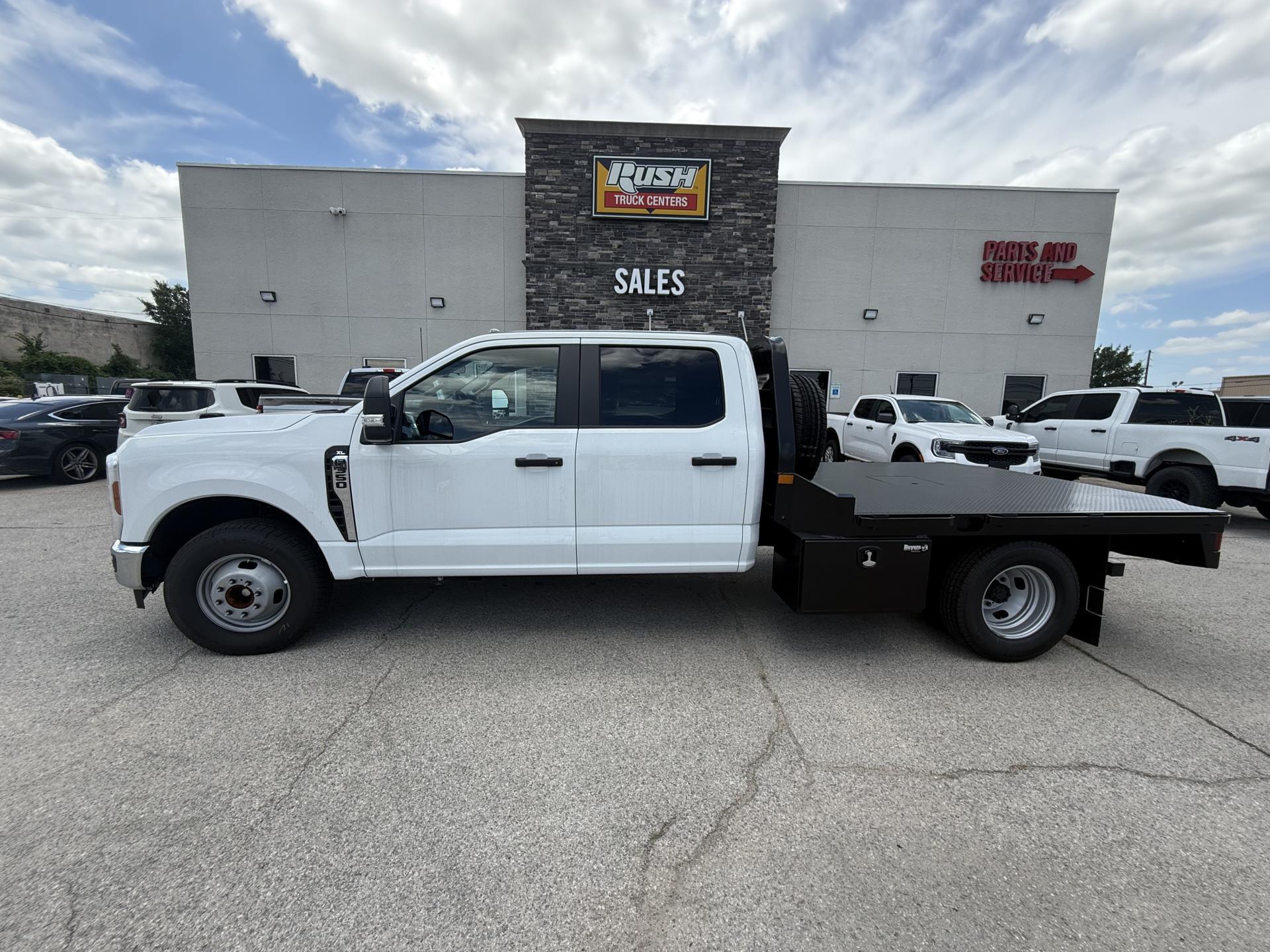New 2026 Ford F-350 - photo 3