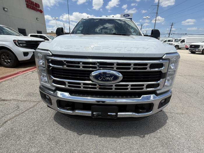 2026 Ford F-350-8