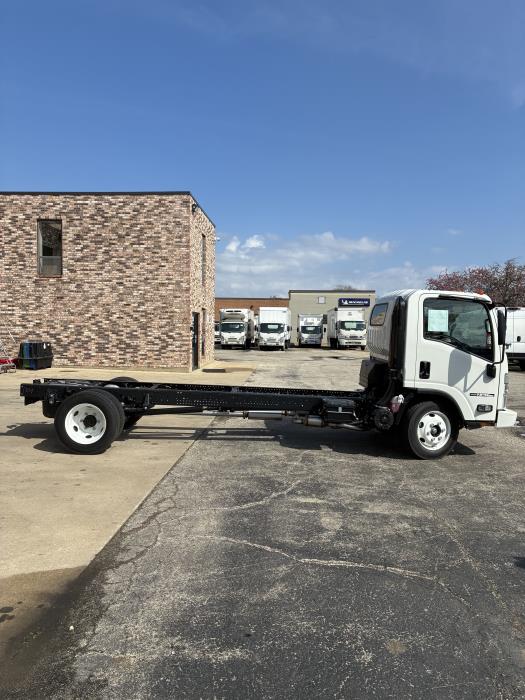 2026 Isuzu NPR-HD-4