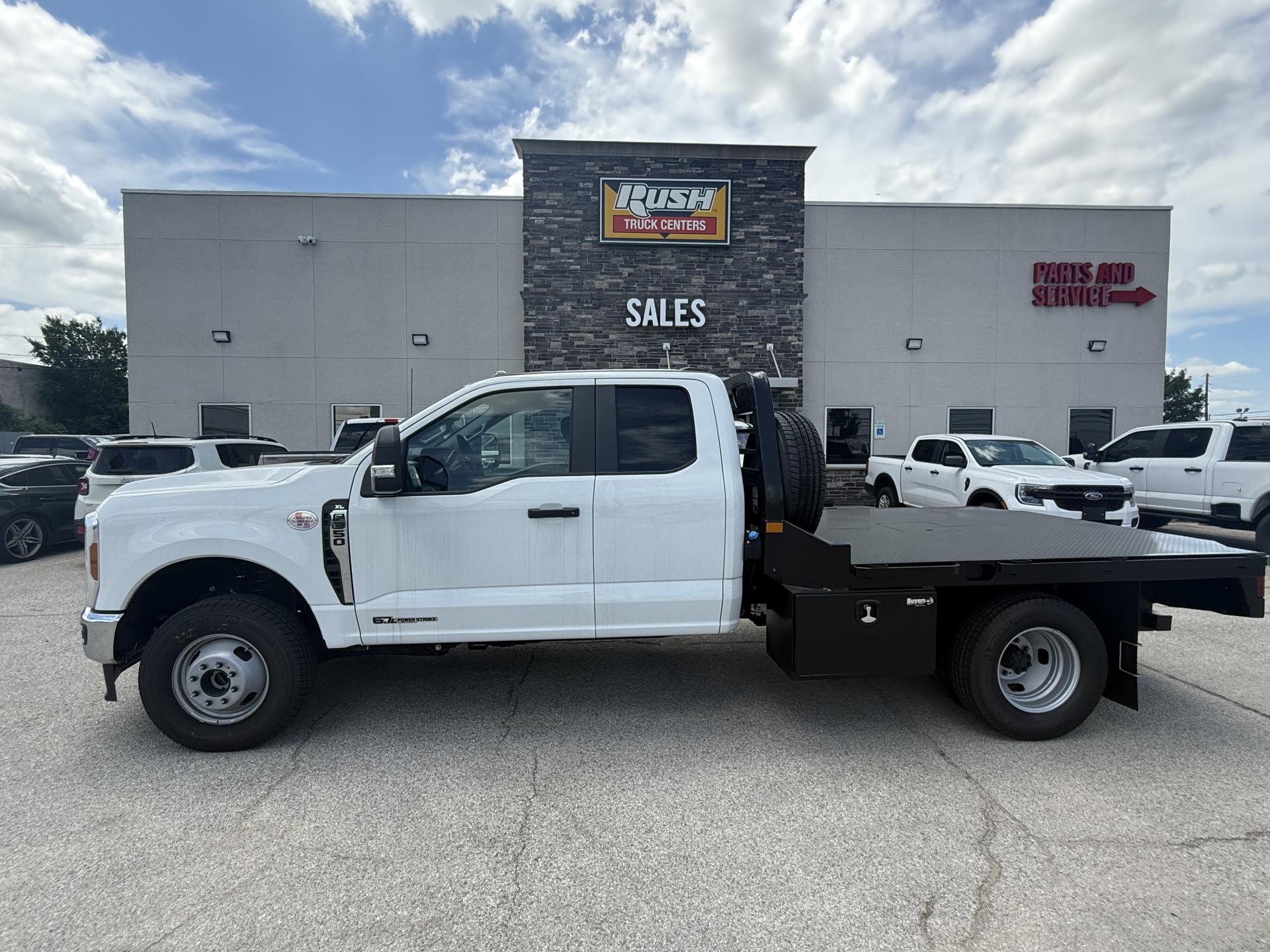 New 2025 Ford F-350 - photo 3