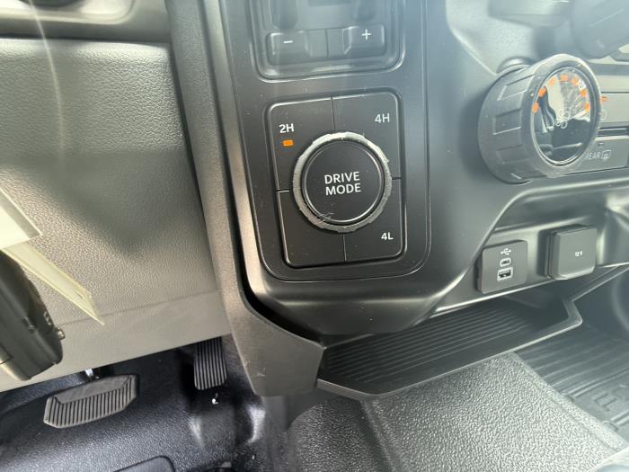2025 Ford F-350-11