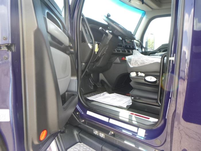 2023 Kenworth T680-11