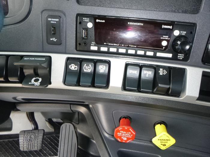 2023 Kenworth T680-15