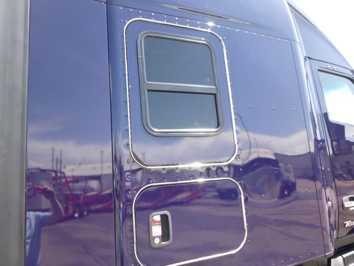 2023 Kenworth T680-36