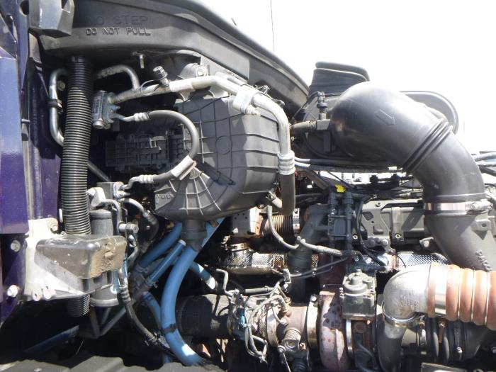2023 Kenworth T680-38
