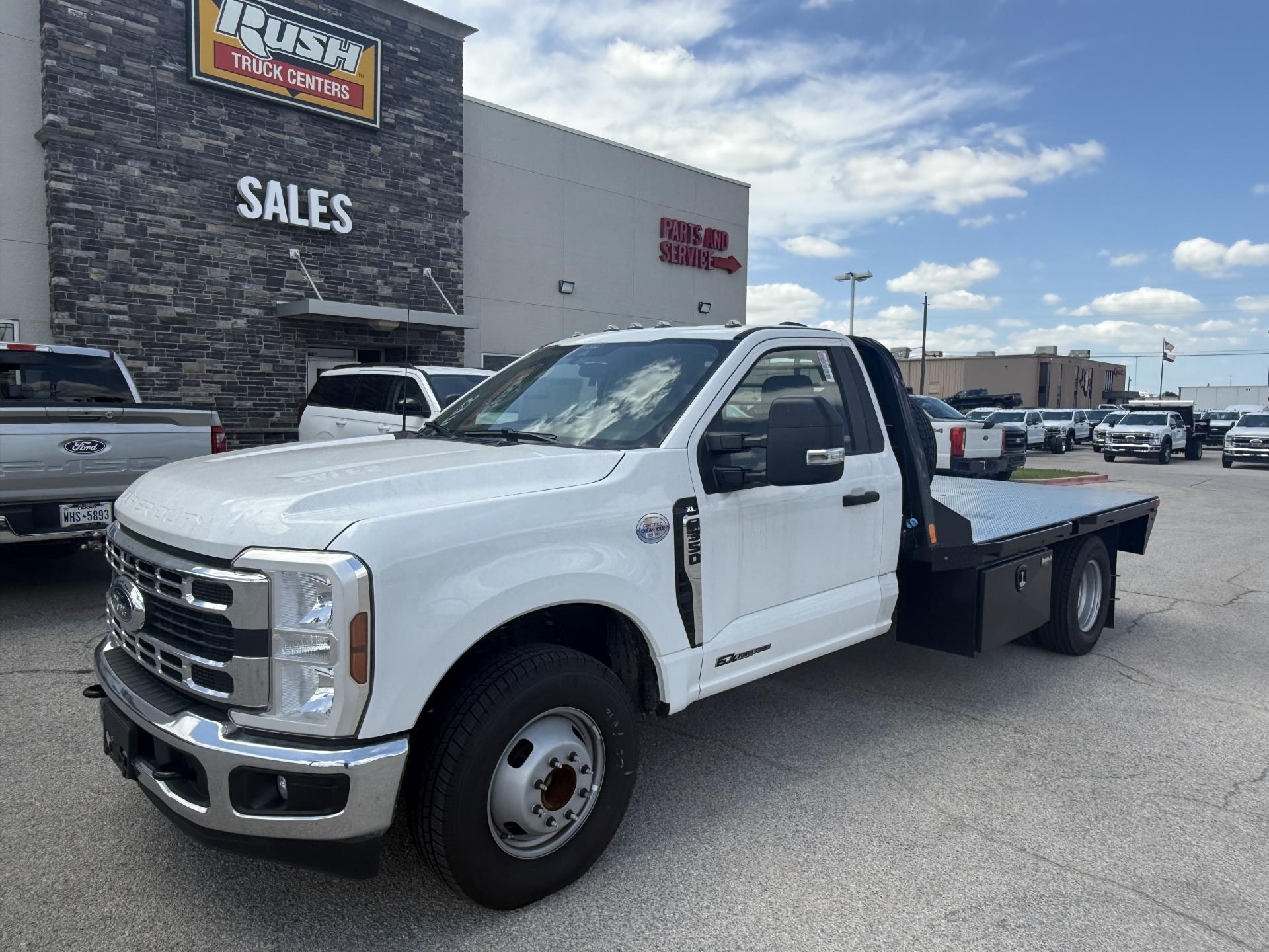 New 2025 Ford F-350 - photo 2
