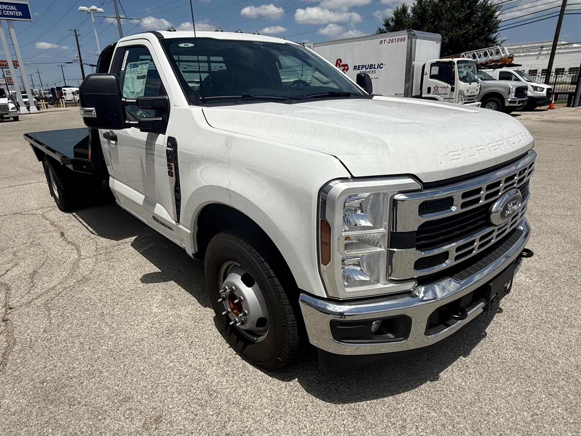 New 2025 Ford F-350 - photo 8