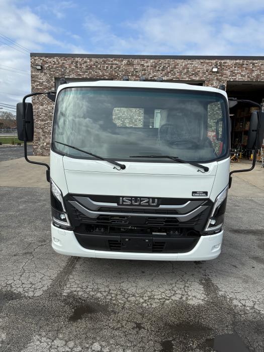 2026 Isuzu NPR-XD-1