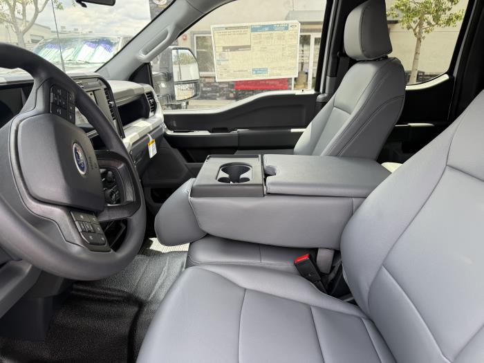 2026 Ford F-350-28