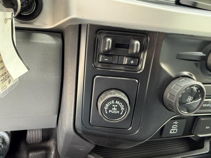 2026 Ford F-350-34