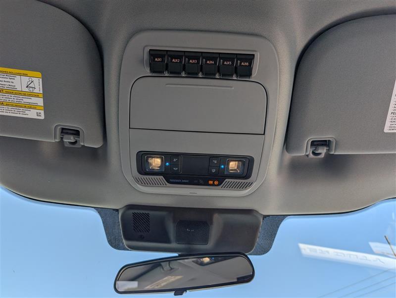 New 2026 Ford F-550 - photo 35