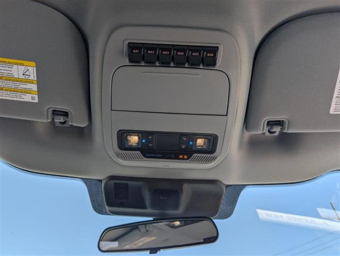 2026 Ford F-550-34