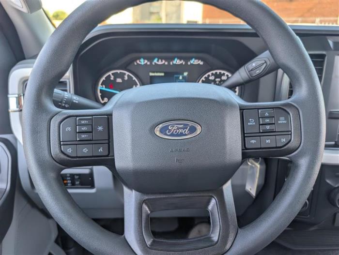 2026 Ford F-550-28