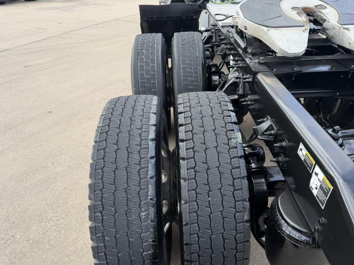 2021 Peterbilt 579-11