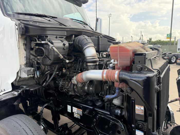 2021 Peterbilt 579-18