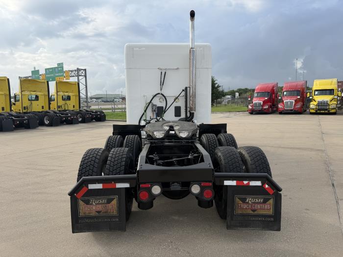 2021 Peterbilt 579-3