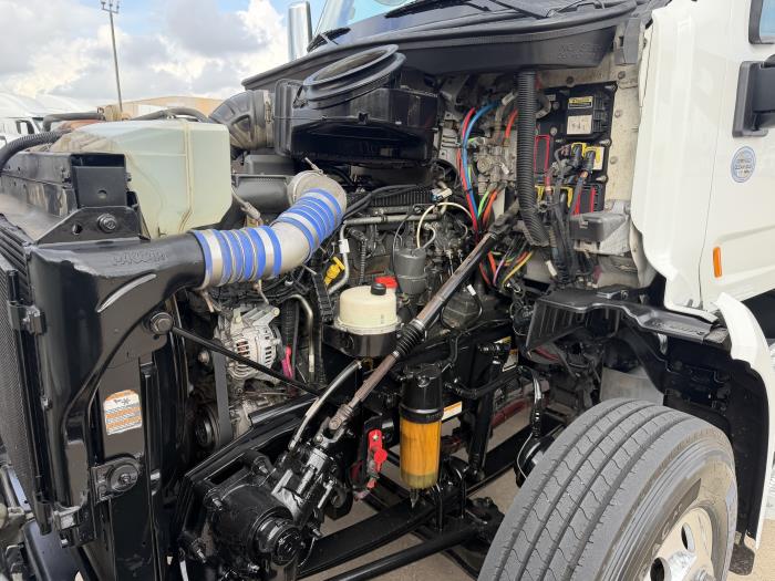 2021 Peterbilt 579-15