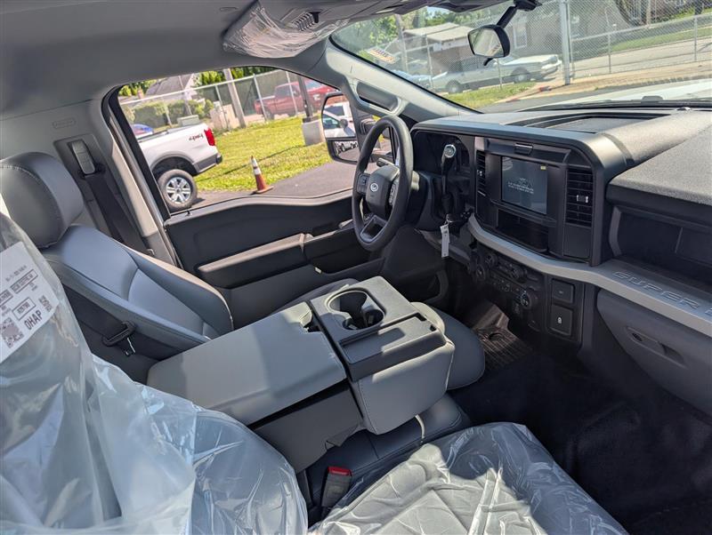 New 2026 Ford F-450 - photo 22