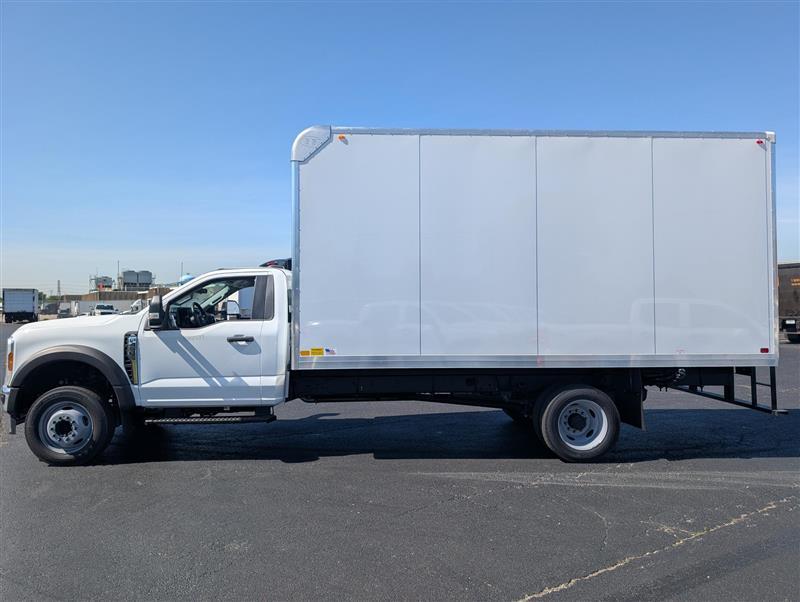 New 2026 Ford F-450 - photo 1