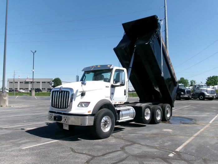 2026 International HX620-8