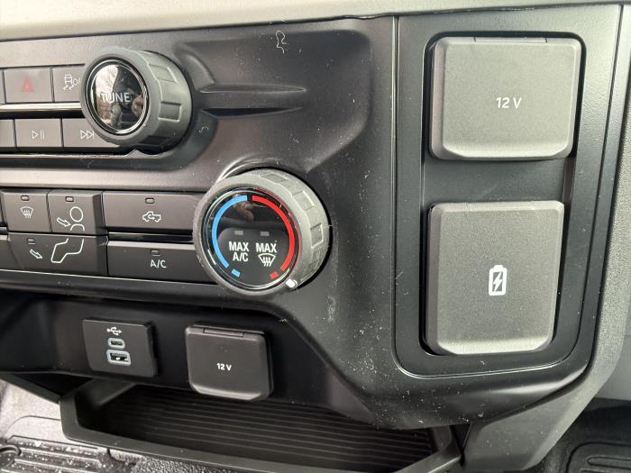 2026 Ford F-600-12