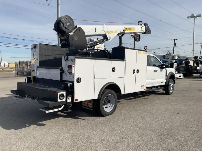 New 2026 Ford F-550 - photo 6