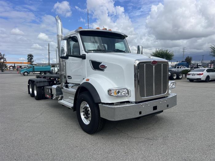 2027 Peterbilt 567-4