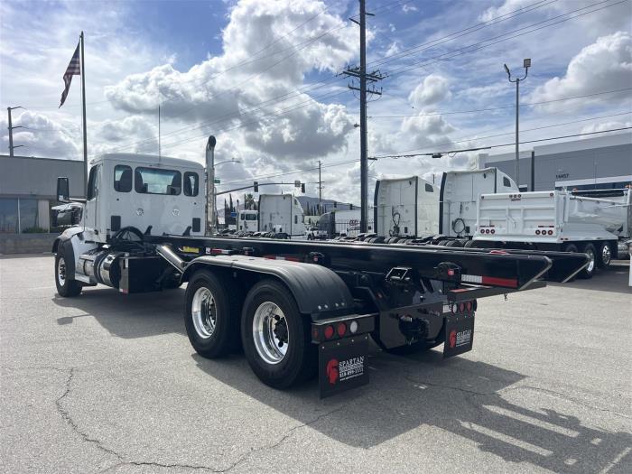 2027 Peterbilt 567-10