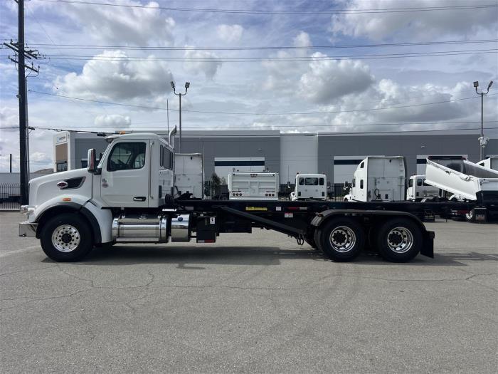 2027 Peterbilt 567-11