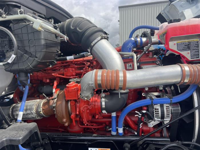 2027 Peterbilt 567-12