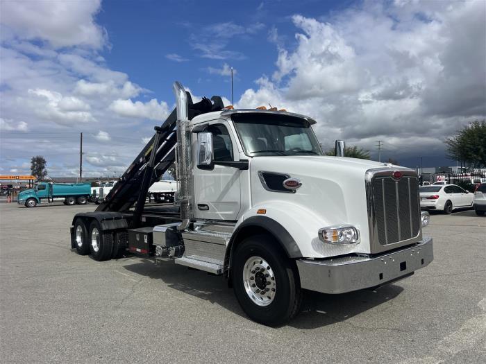 2027 Peterbilt 567-30