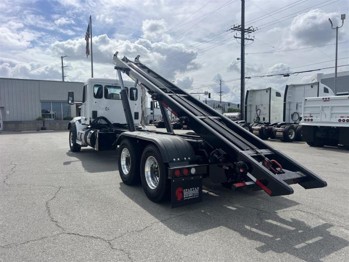 2027 Peterbilt 567-34