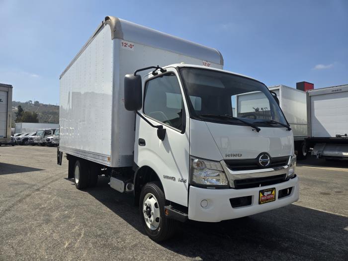 2020 Hino 155-1