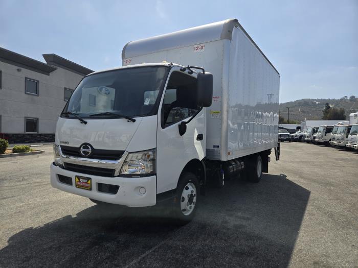 2020 Hino 155-0