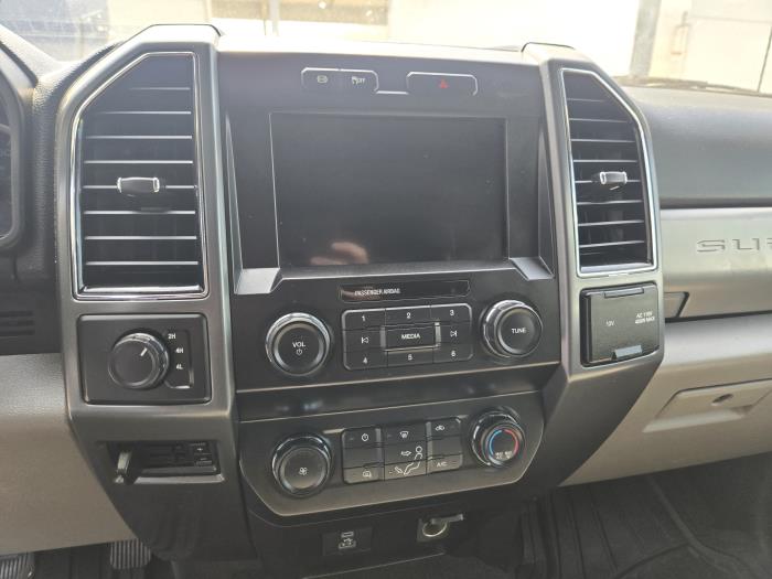 2021 Ford F-550-10