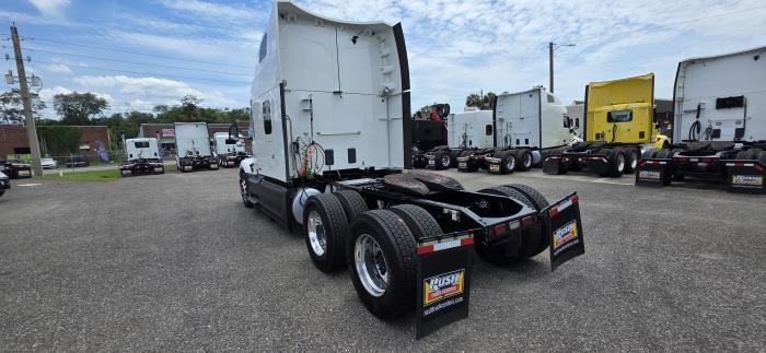 2022 Peterbilt 579-2