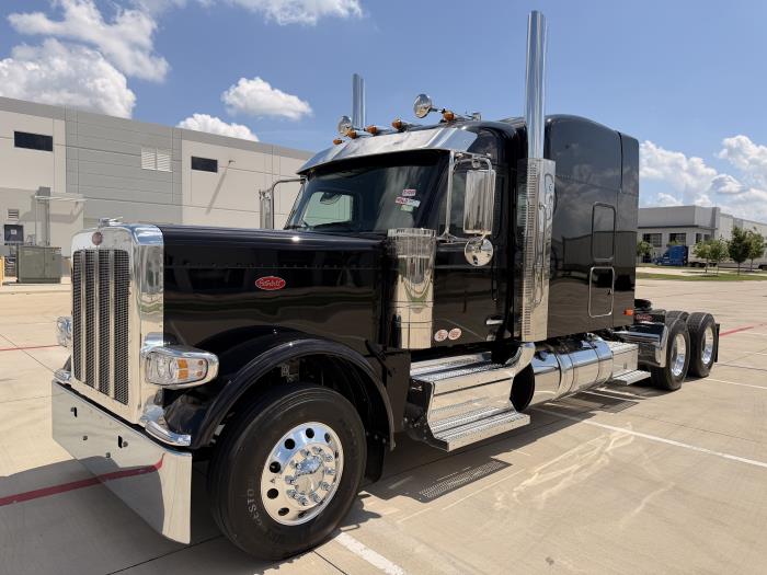 2027 Peterbilt 589-1