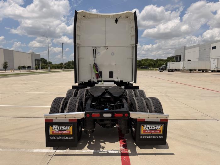 2027 Peterbilt 579-6