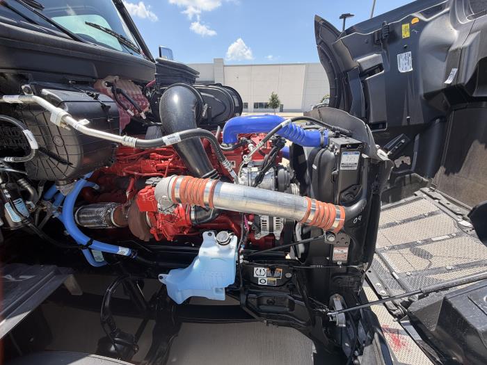 2027 Peterbilt 579-13