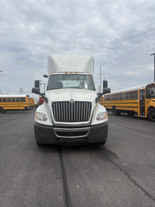 2021 International LT625-6
