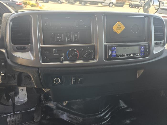 2019 Hino 268A-10
