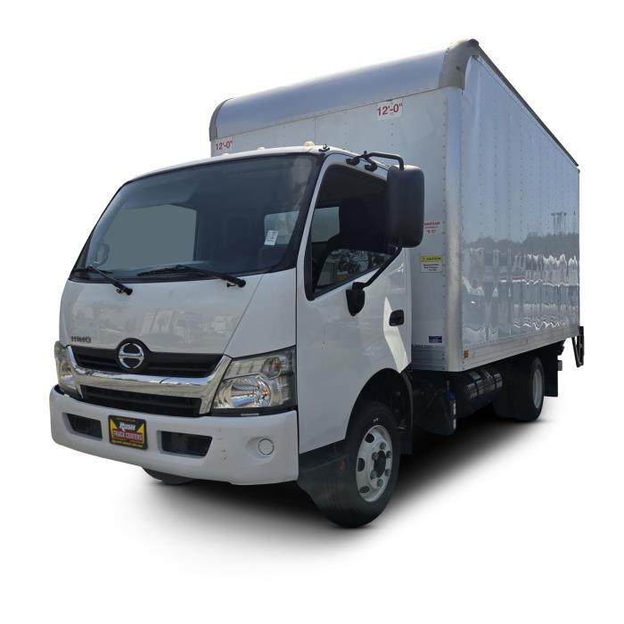 2020 Hino 155-0