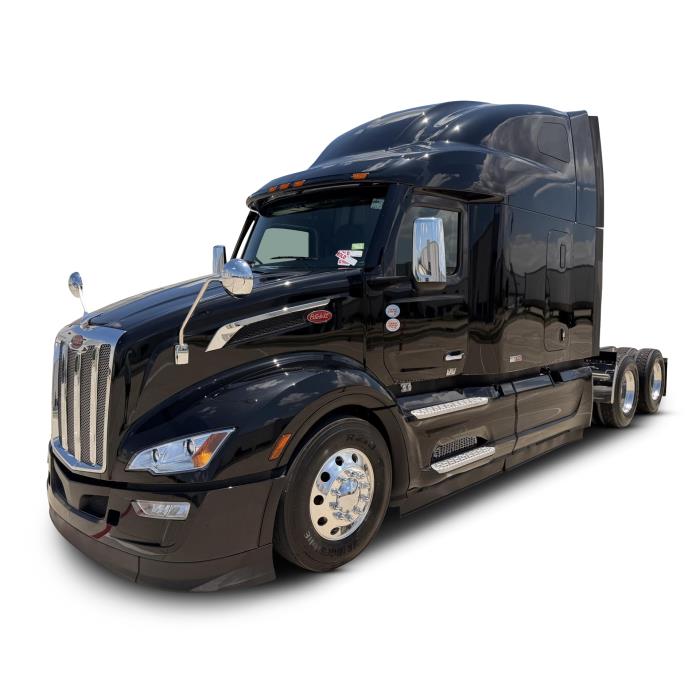 2027 Peterbilt 579-0