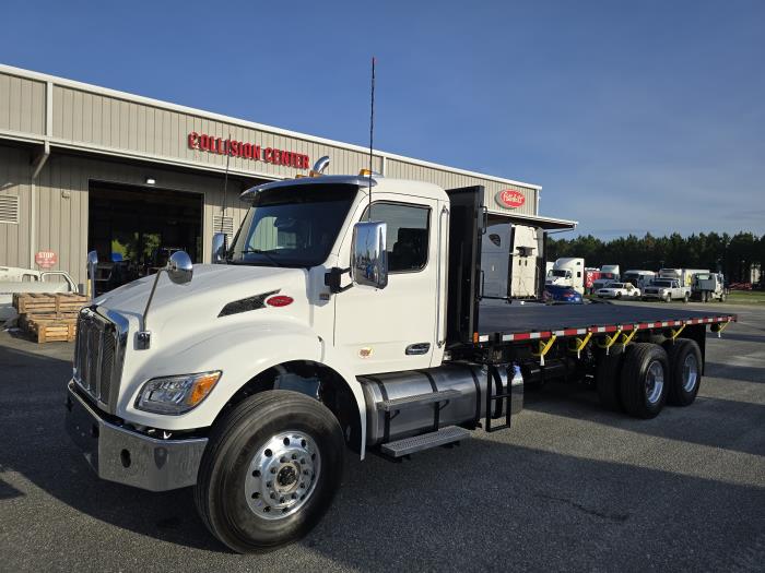 2027 Peterbilt 548-1