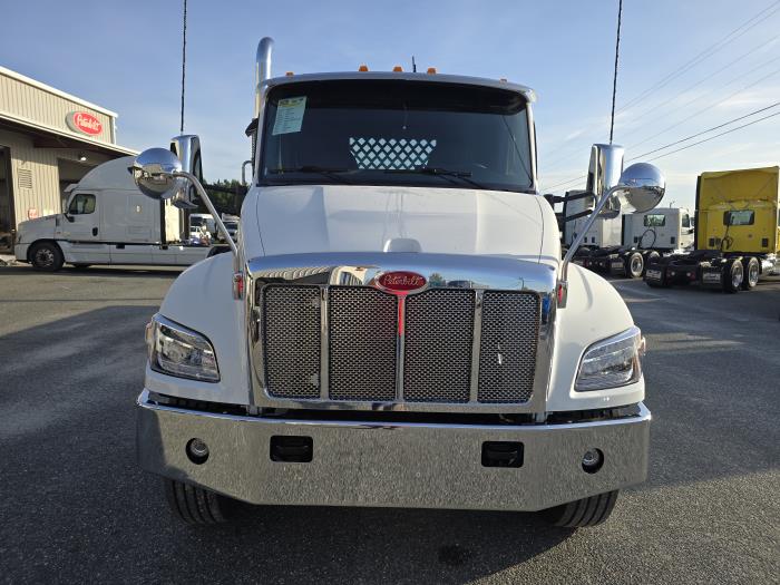 2027 Peterbilt 548-8
