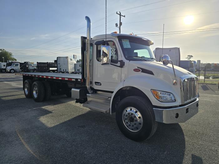 2027 Peterbilt 548-7